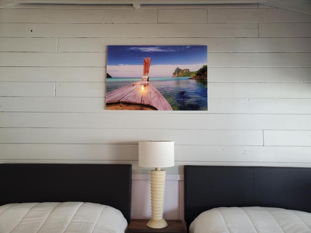 Hollywood Gardens Inn & Suites ภายนอก รูปภาพ
